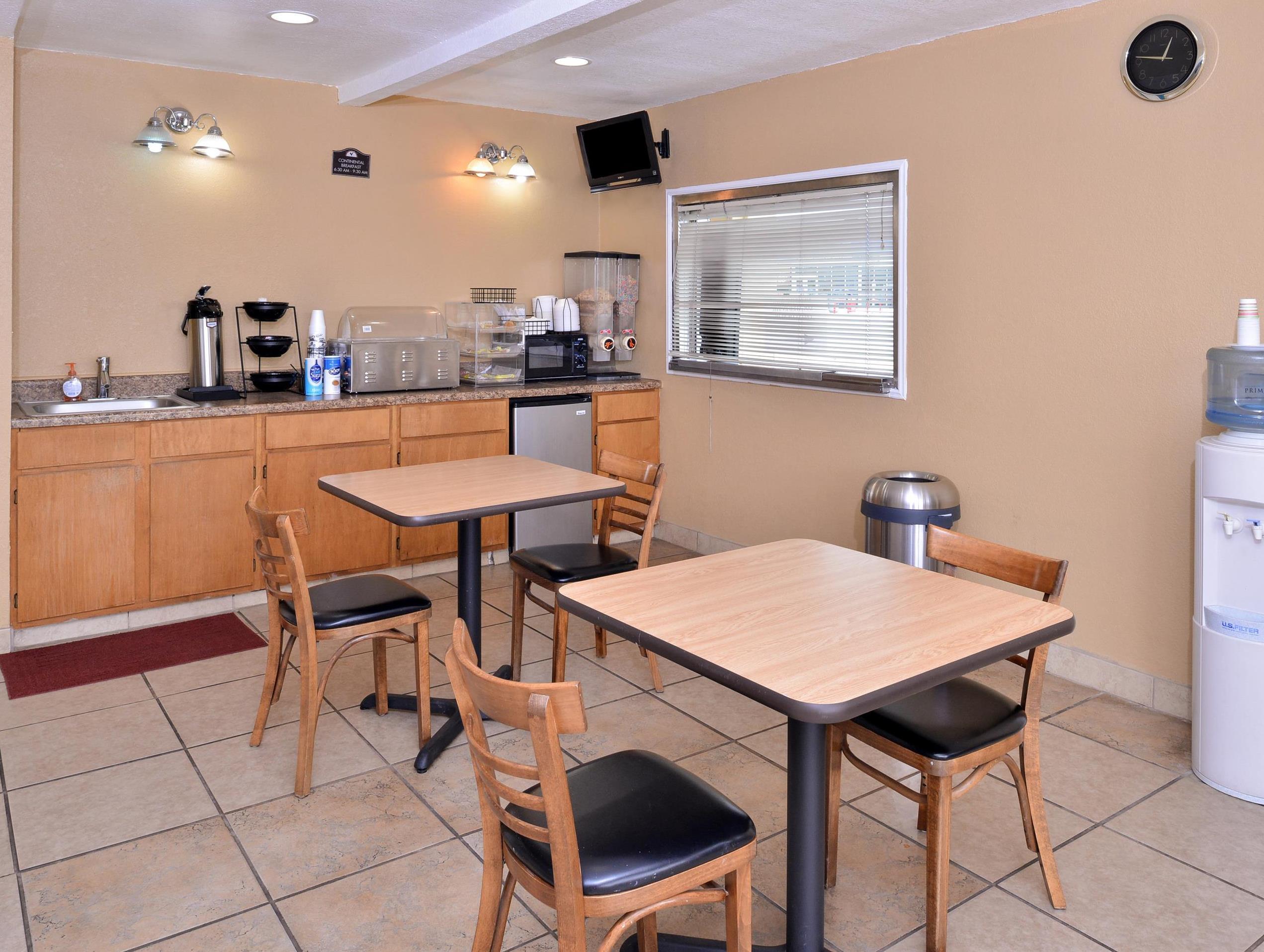 Americas Best Value Inn Schulenburg Exteriör bild