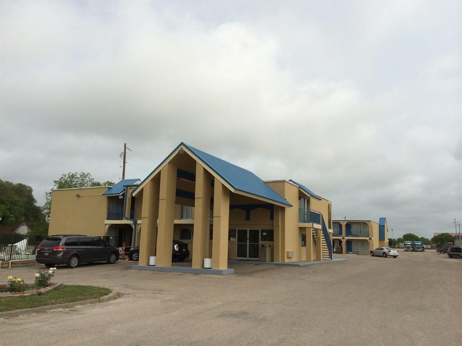 Americas Best Value Inn Schulenburg Exteriör bild