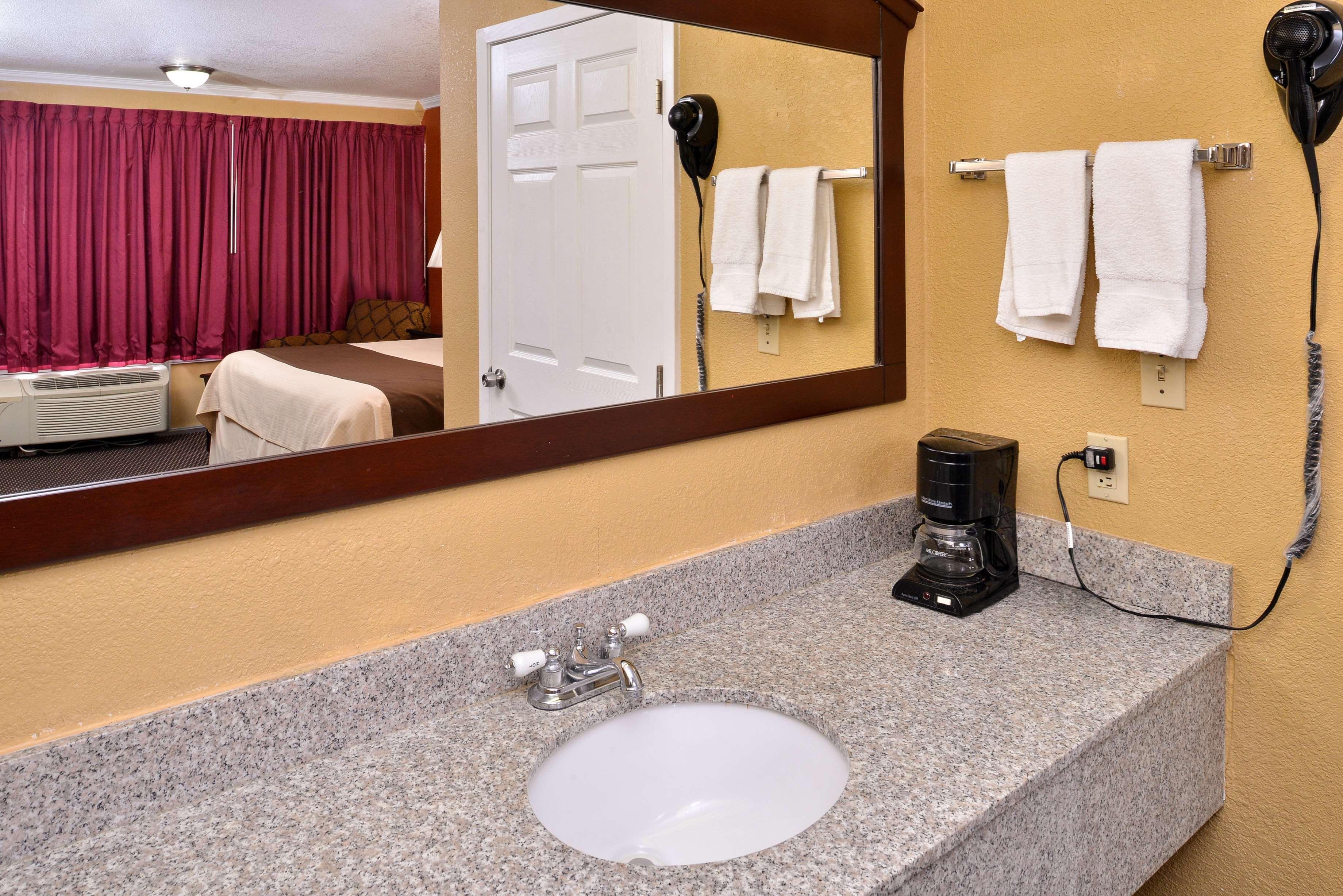 Americas Best Value Inn Schulenburg Exteriör bild